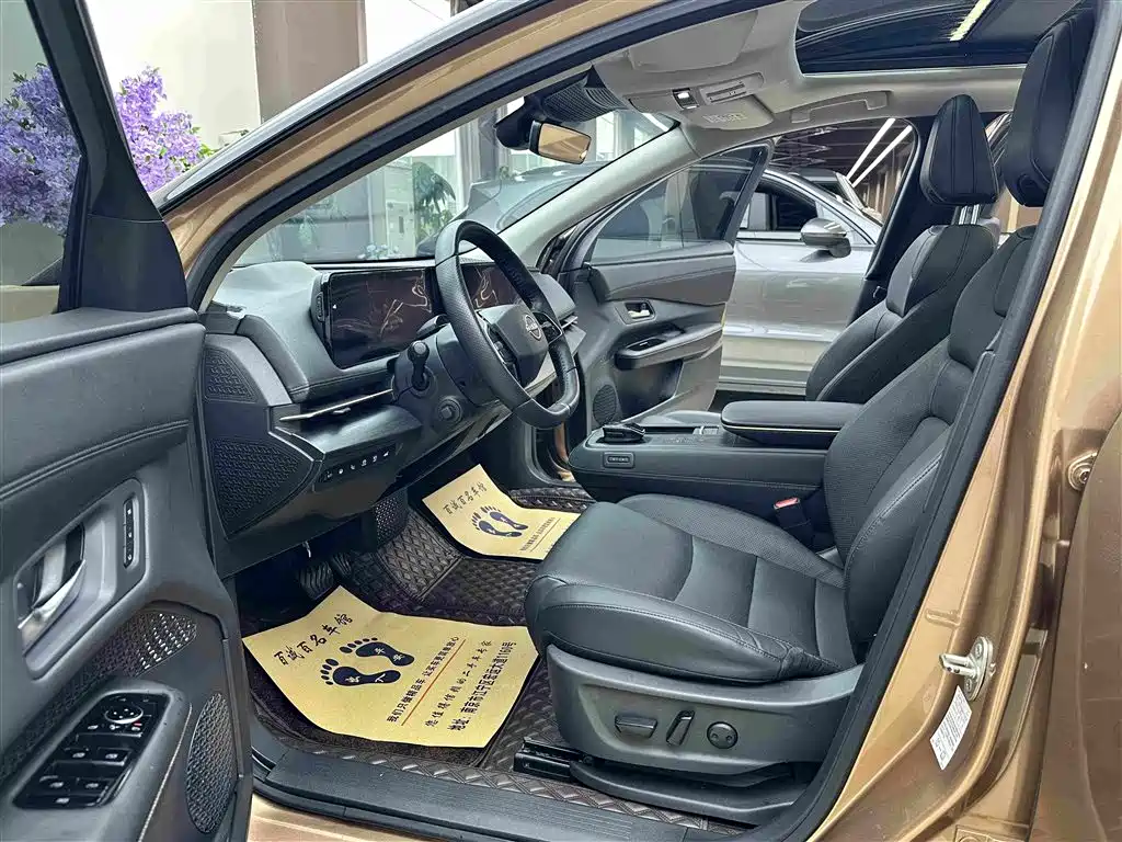 Nissan Ariya — миниатюра 7