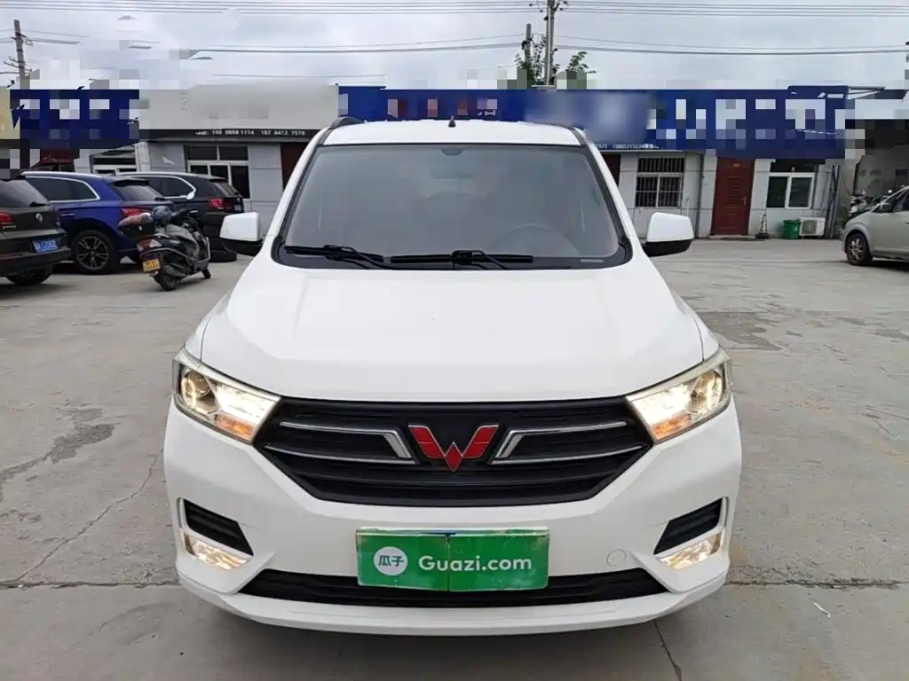 Wuling Hongguang — миниатюра 3
