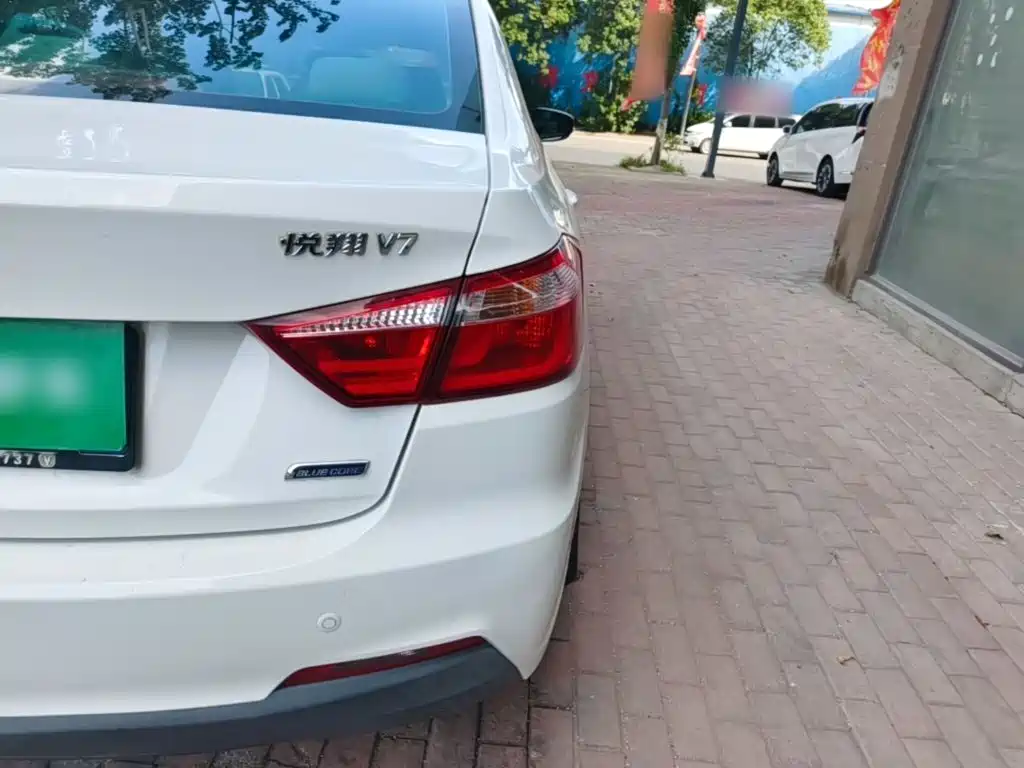 Changan V7 — миниатюра 8