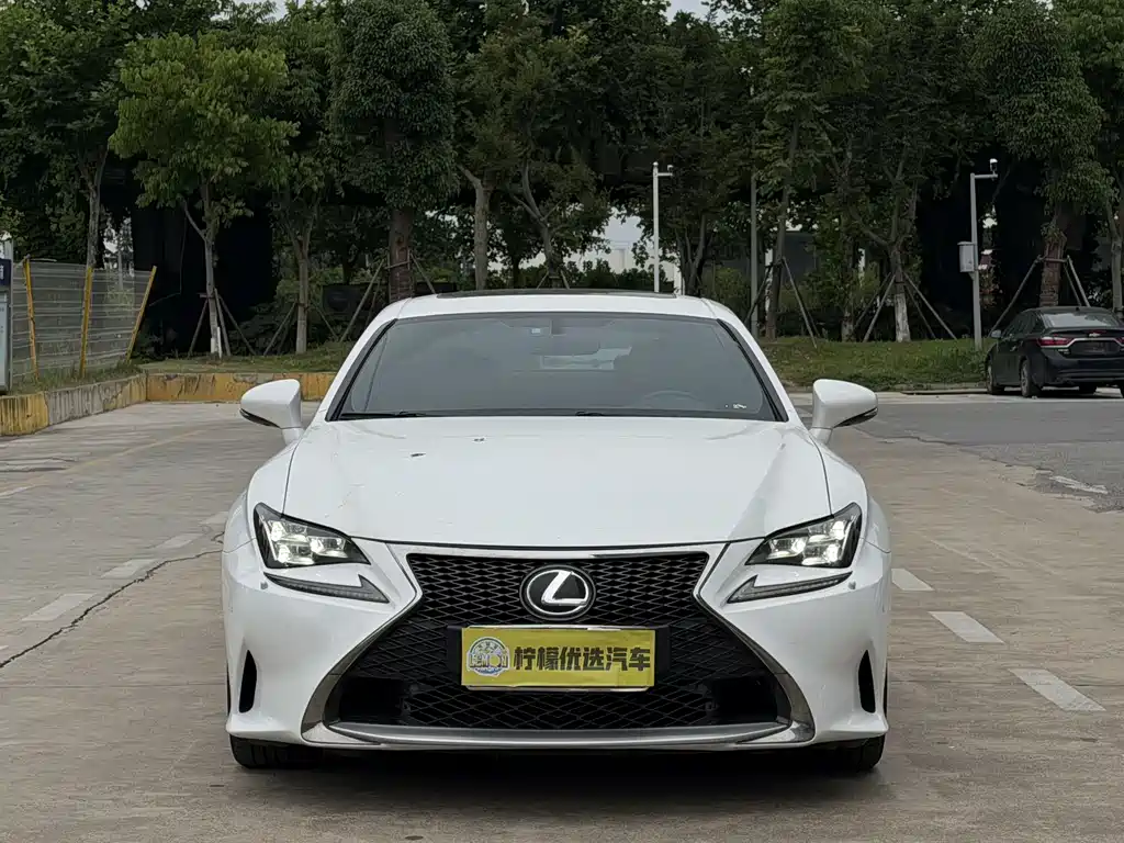 Lexus RC 2016 200t F SPORT
