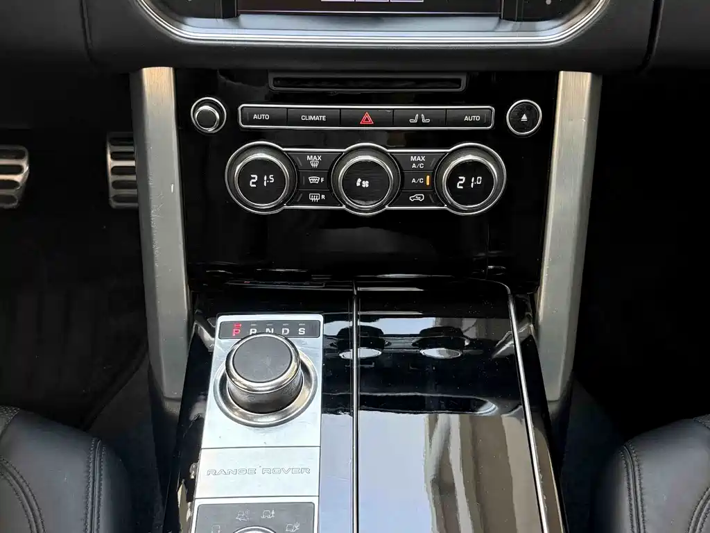 Land Rover Range Rover 2015 5.0 SC V8 AB Long Wheelbase
