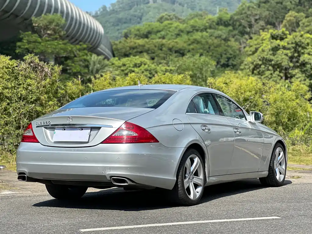 Mercedes-Benz CLS — миниатюра 4