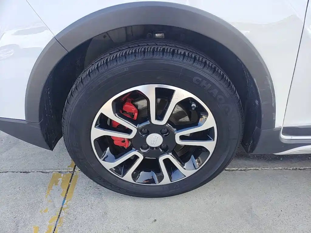 Geely Vision X3 — миниатюра 23