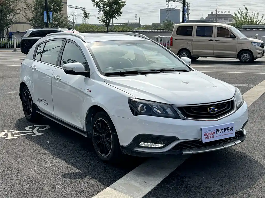 Geely Emgrand — миниатюра 6