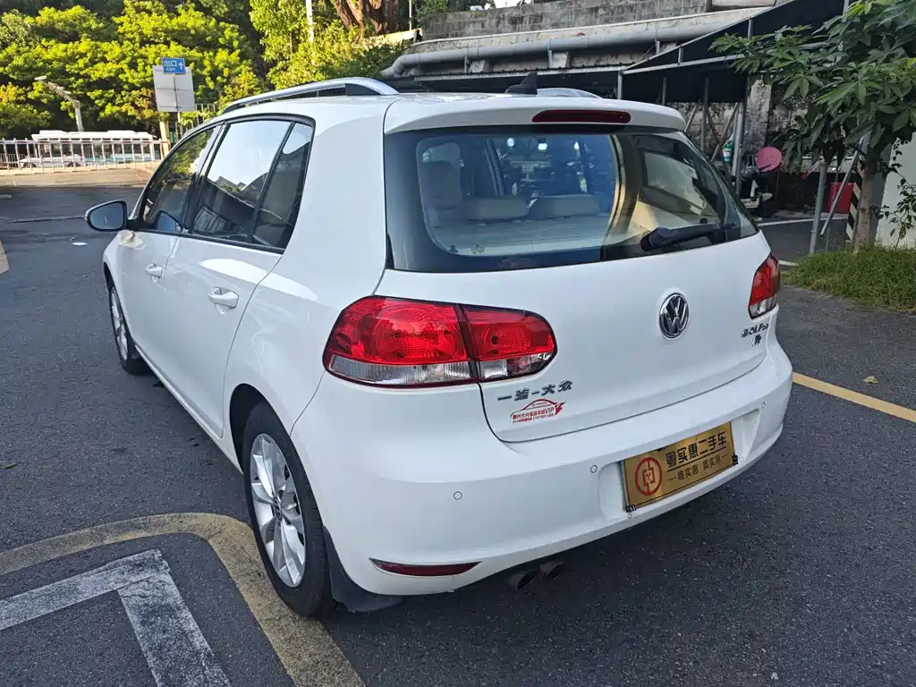 Volkswagen Golf — миниатюра 4