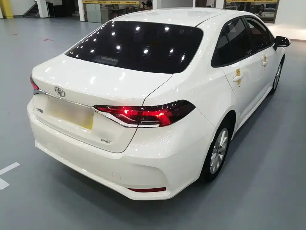 Toyota Corolla — миниатюра 7