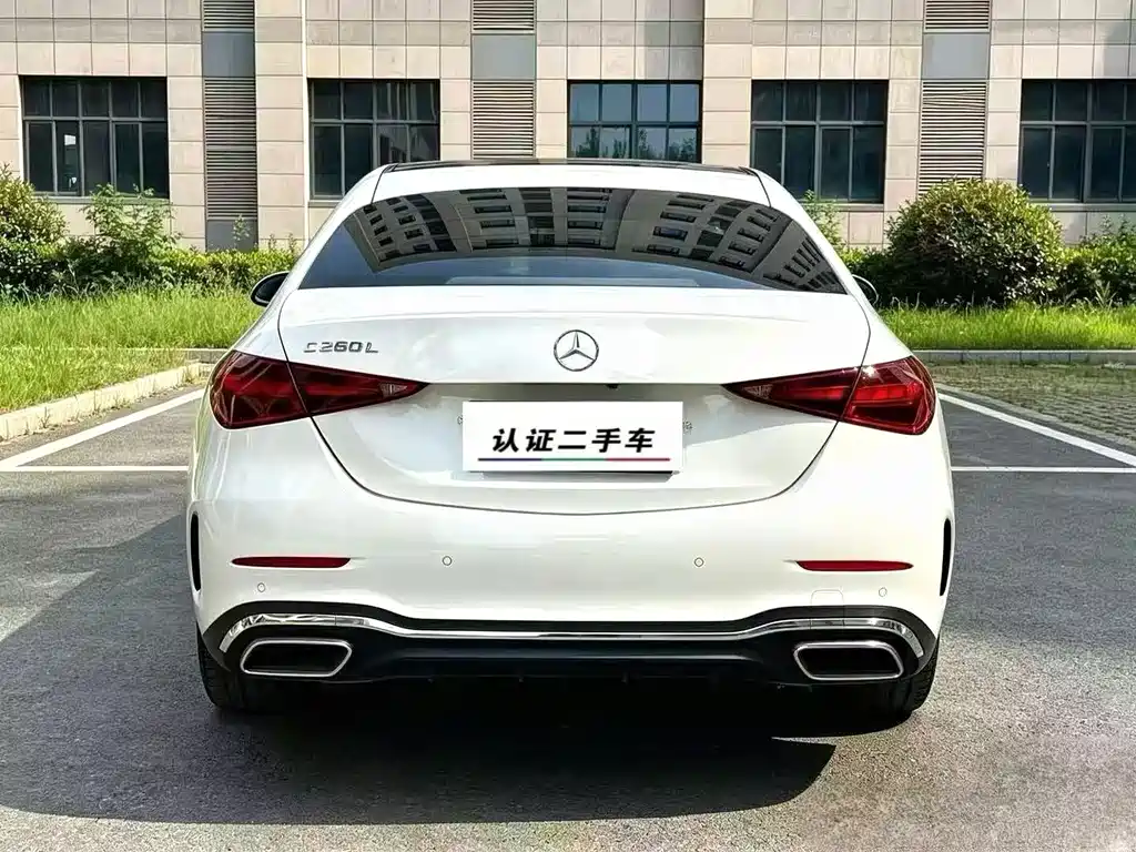 Mercedes-Benz C-Class — миниатюра 4