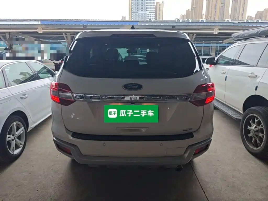 Ford Everest — миниатюра 6