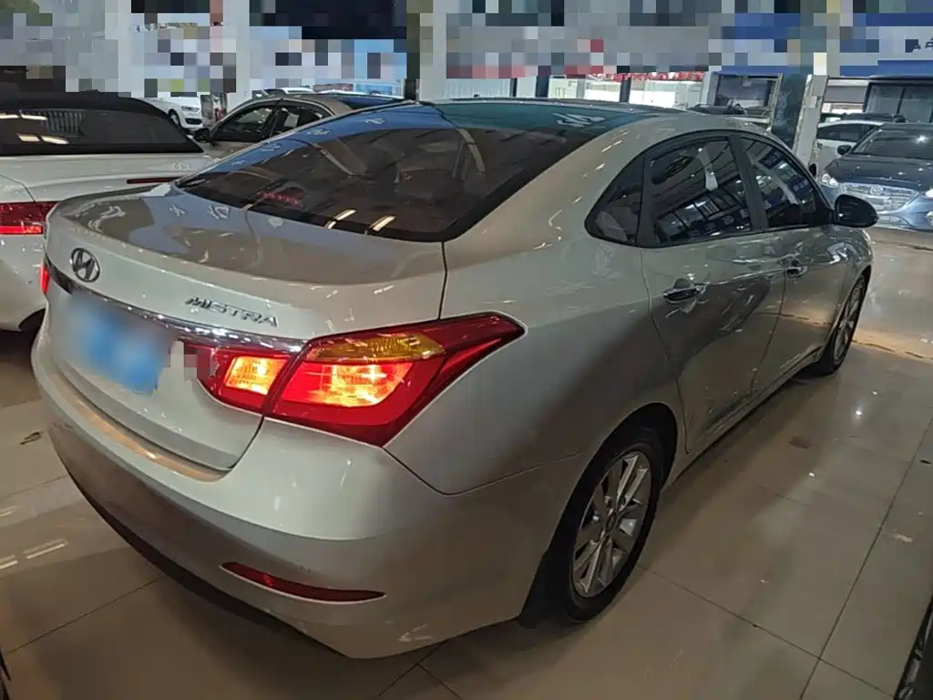 Hyundai Mistra — миниатюра 7