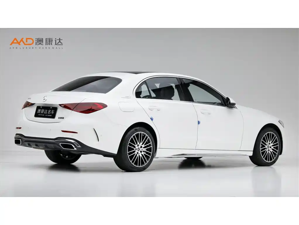Mercedes-Benz C-Class — миниатюра 3