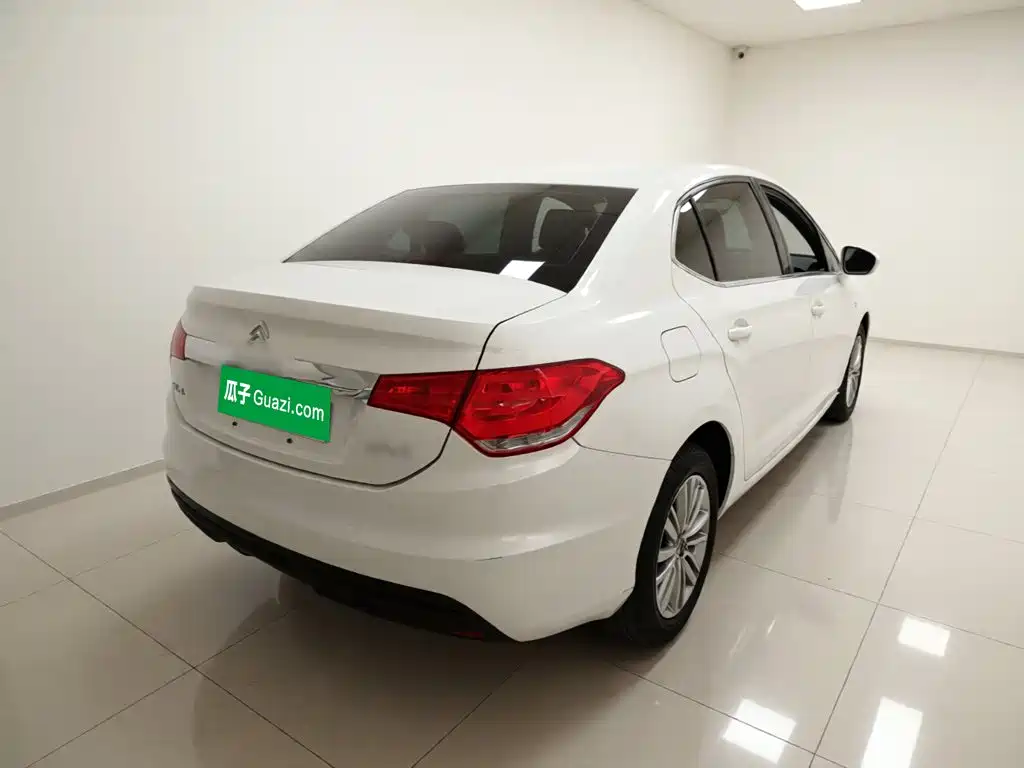 Citroen C4L 2015 1.8L AT Luxury