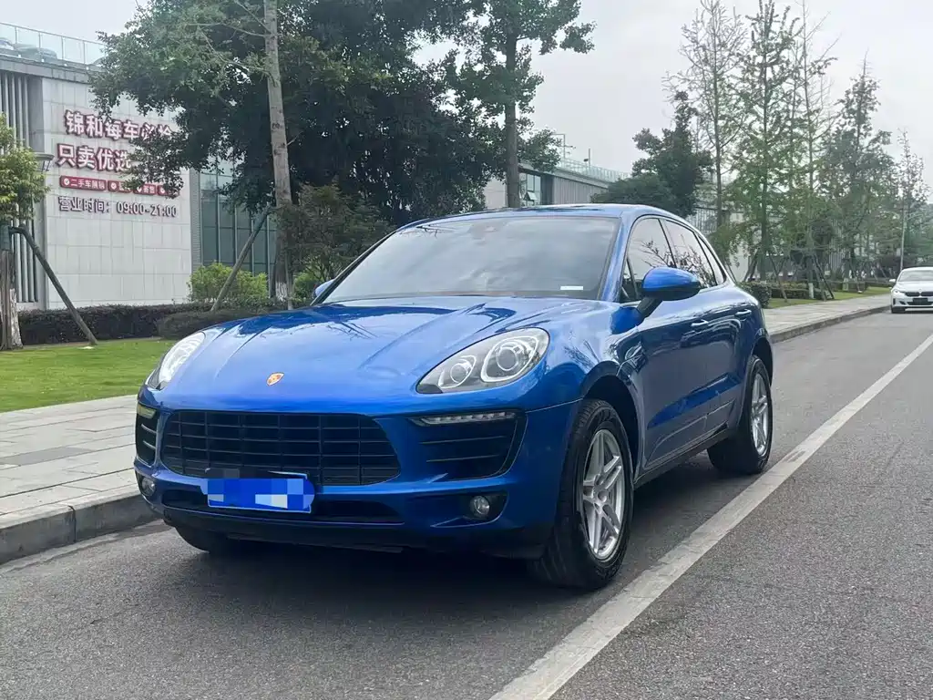 Купить Porsche Macan