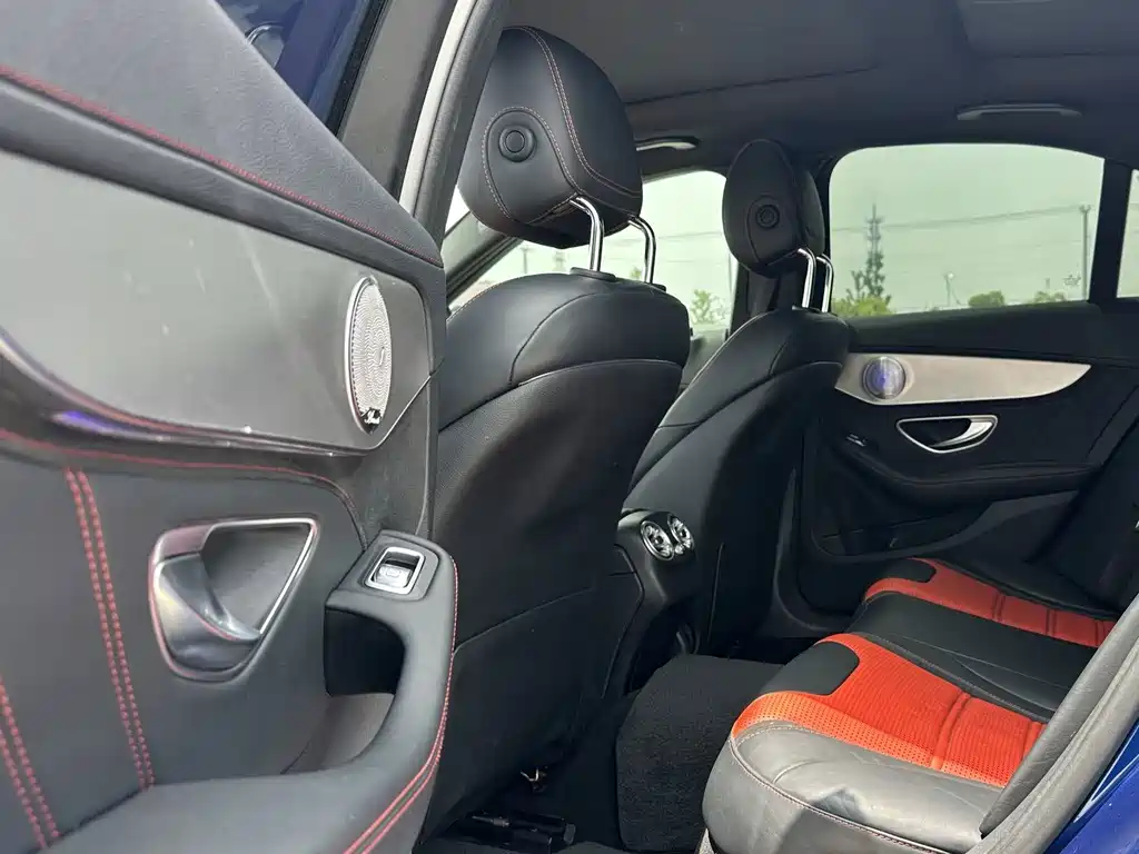 Mercedes-Benz C-Class AMG — миниатюра 11