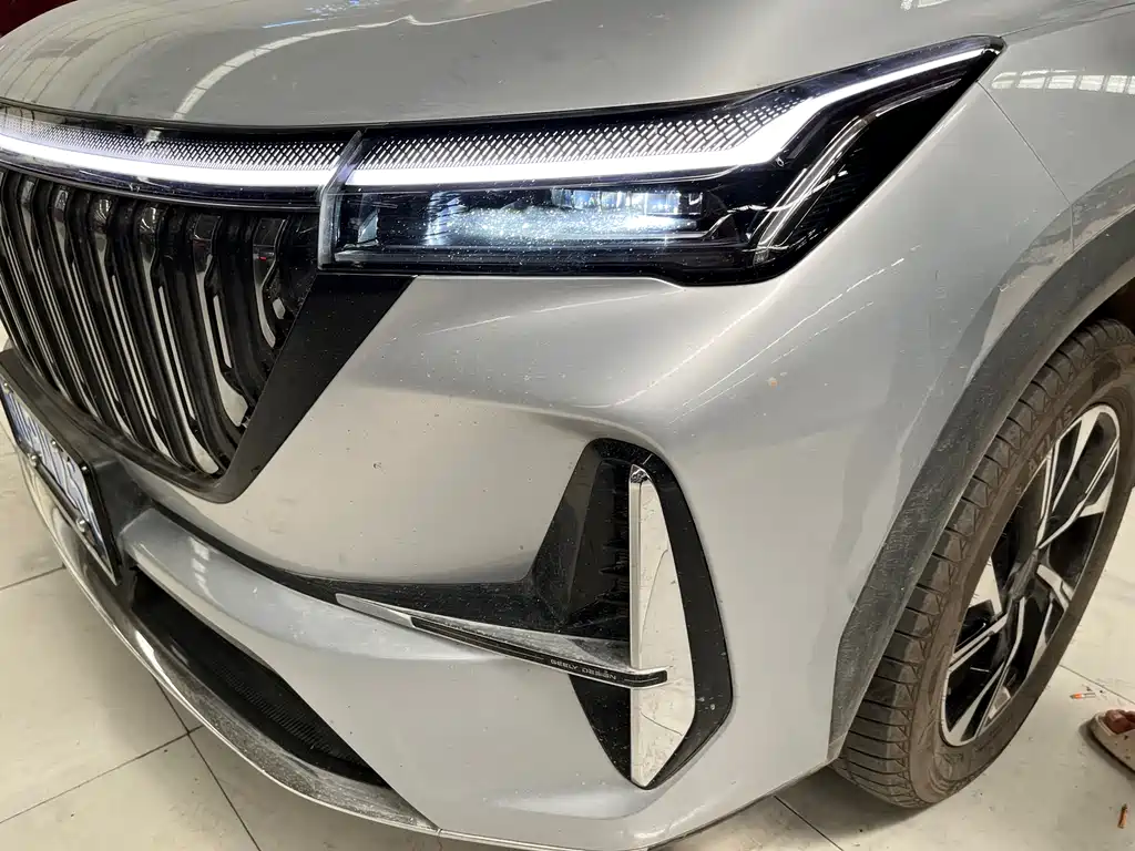 Geely Boyue L L 2025 1.5TD DCT