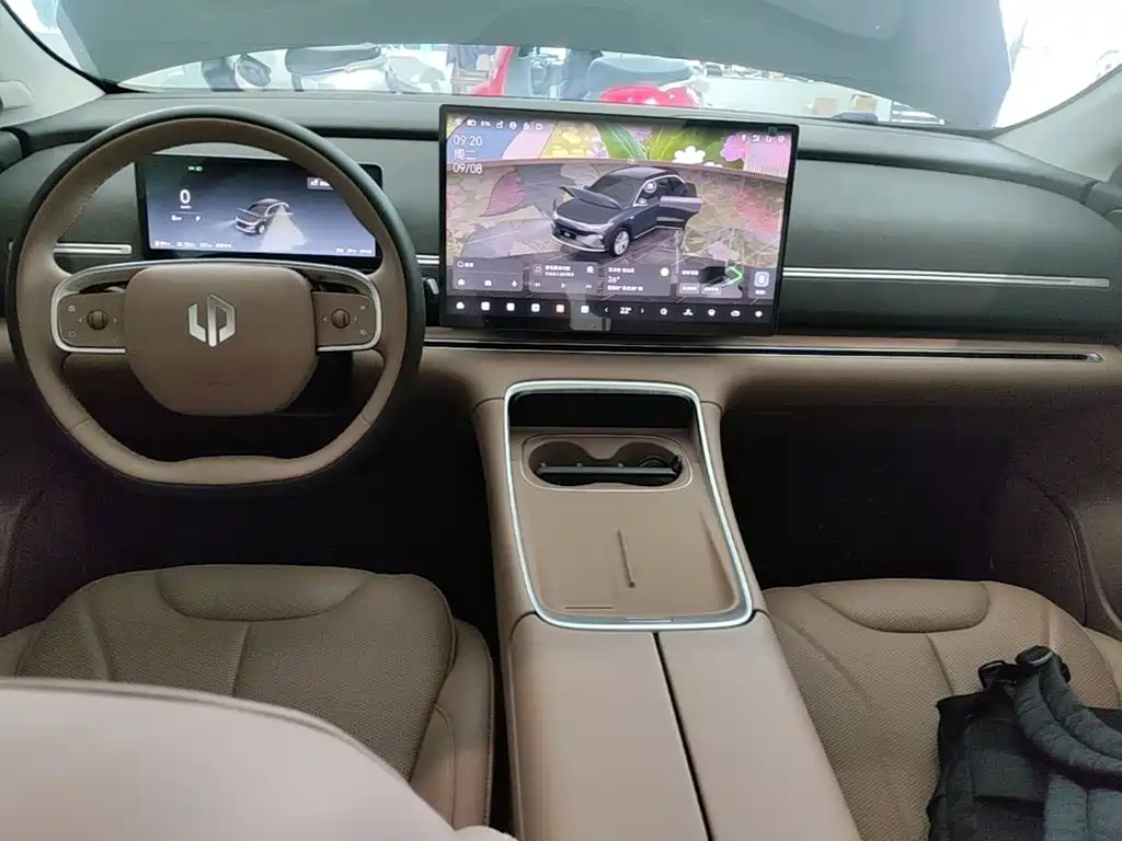 Leapmotor Leapmotor C11 — миниатюра 10