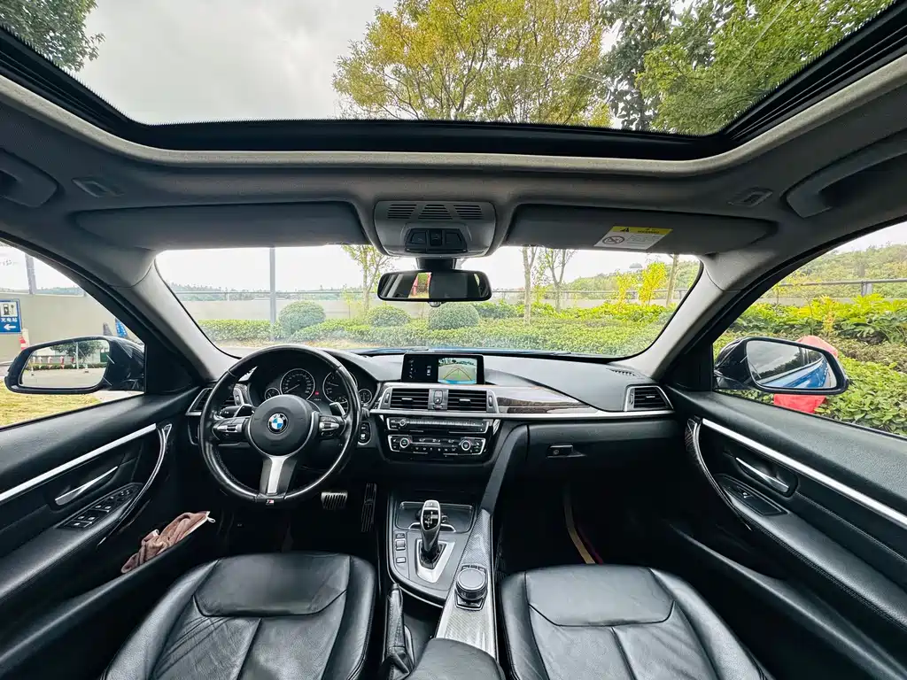 BMW 3 Series — миниатюра 4