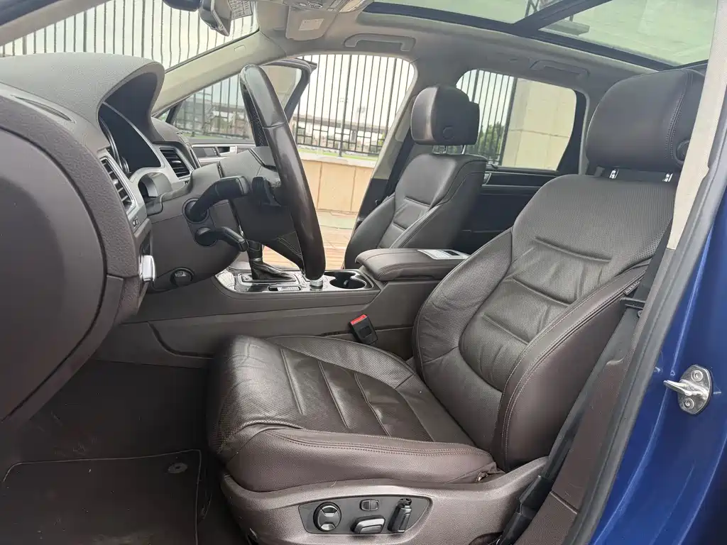 Volkswagen Touareg 2016 3.0TSI