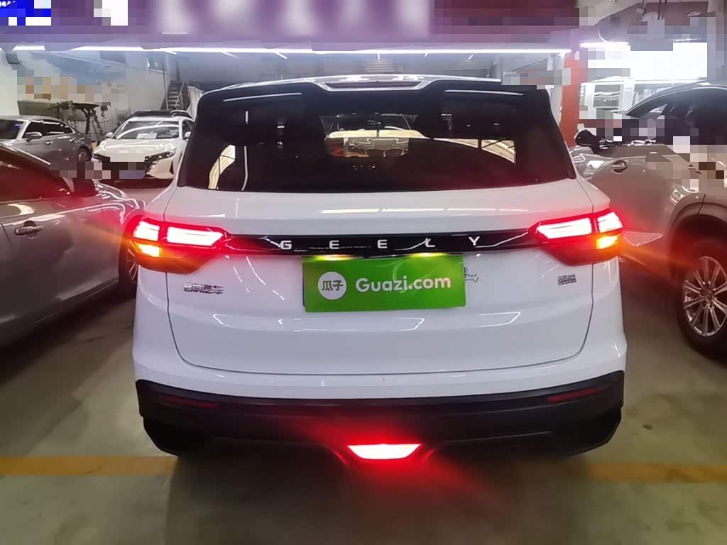 Geely Binyue 1.5 л 2024 г. Белый, пробег 6400 км