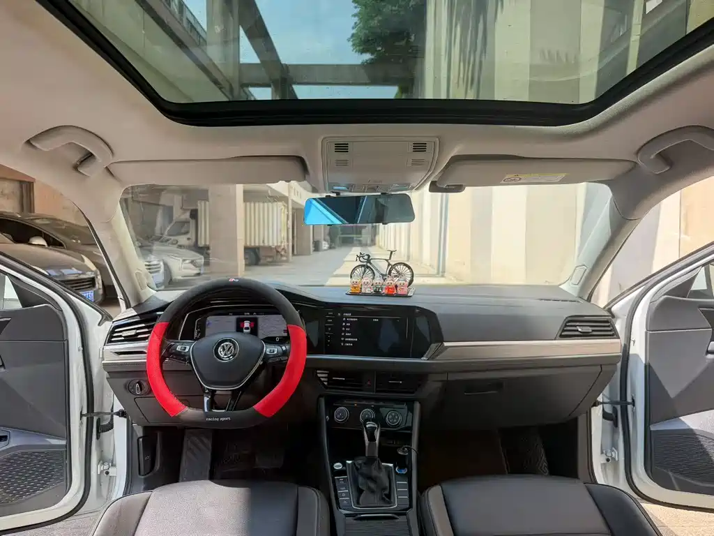 Volkswagen Sagitar — миниатюра 4