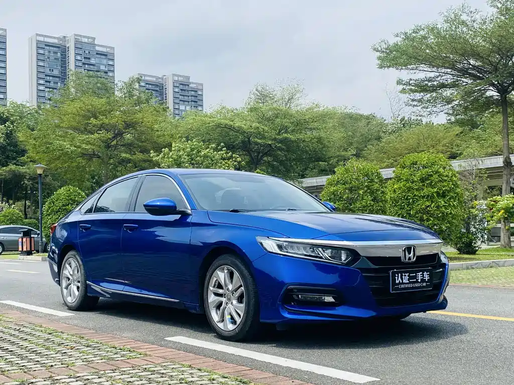 Honda Accord 2018 260TURBO Elite V