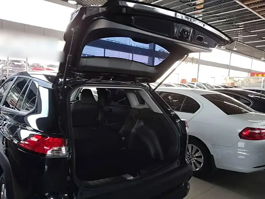 Toyota Frontlander — миниатюра 19