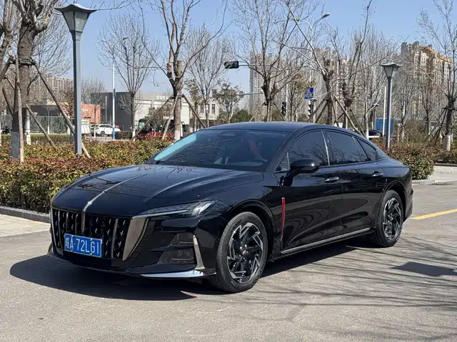 2023 Hongqi H6
