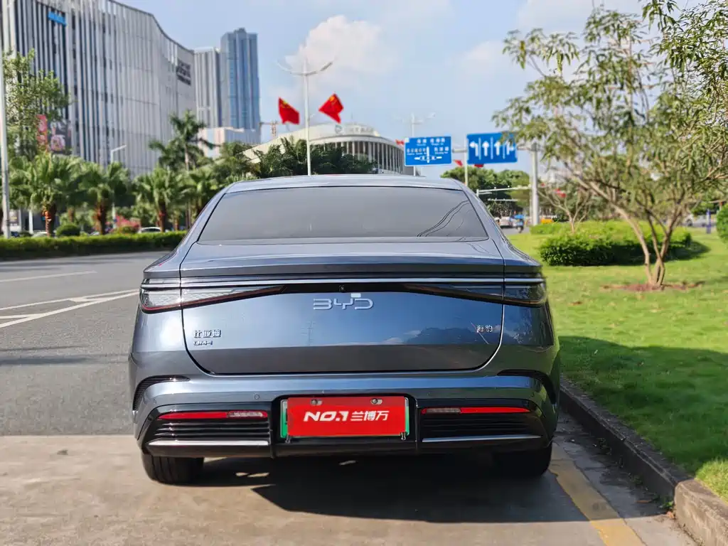 BYD Seal — миниатюра 9