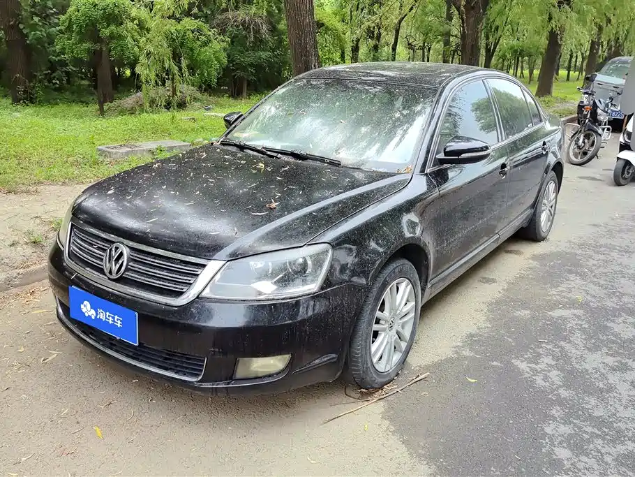 Volkswagen Passat Lingyu 2011