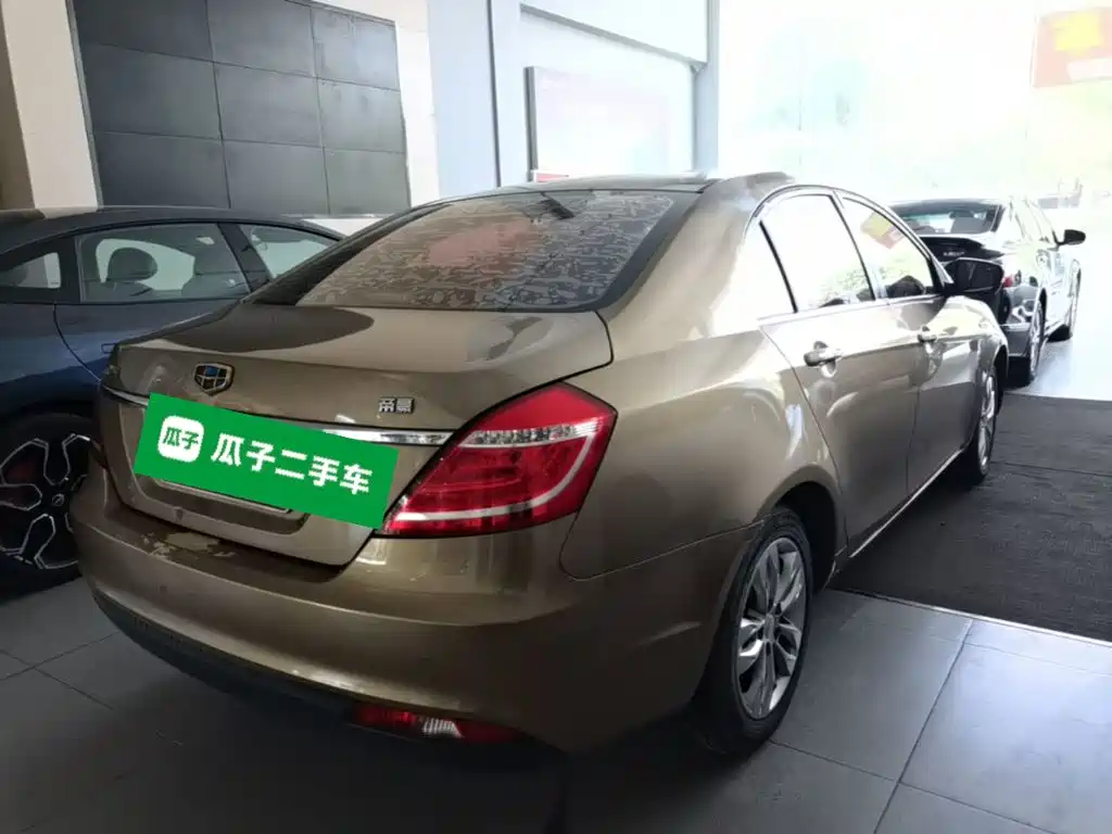 Geely Emgrand — миниатюра 7