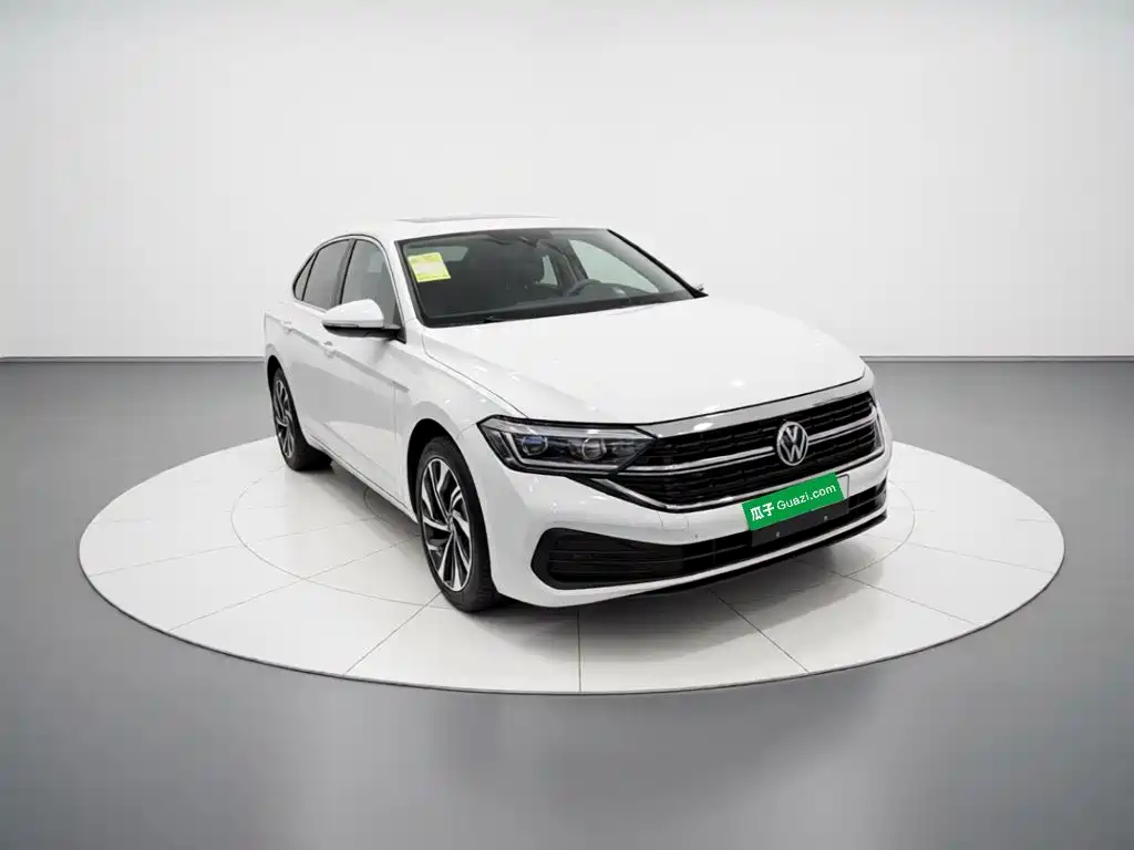 Volkswagen Sagitar 2026 3000 300TSI DSG
