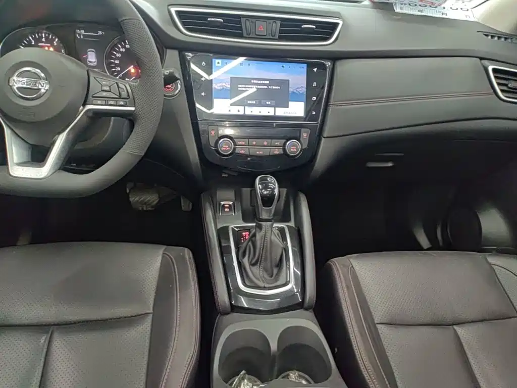 Nissan Qashqai — миниатюра 13