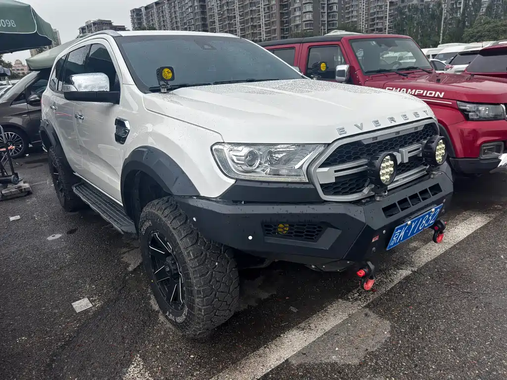 Ford Everest — миниатюра 3