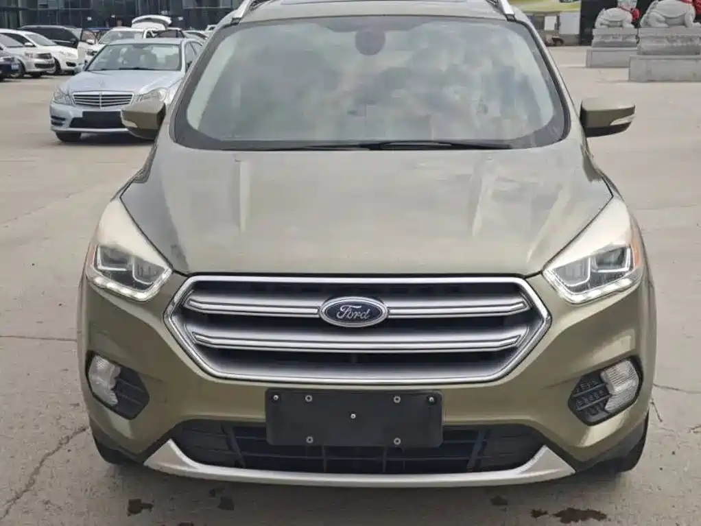 Ford Kuga — миниатюра 2
