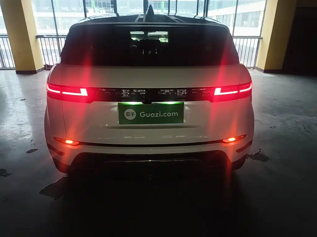 Land Rover Evoque — миниатюра 6