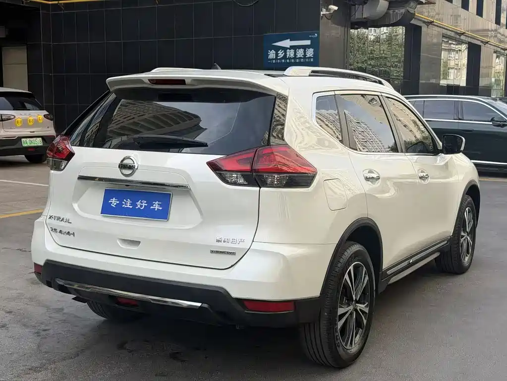 Nissan X-Trail — миниатюра 9