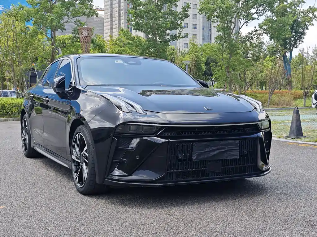 Lynk & Co 03 — миниатюра 3