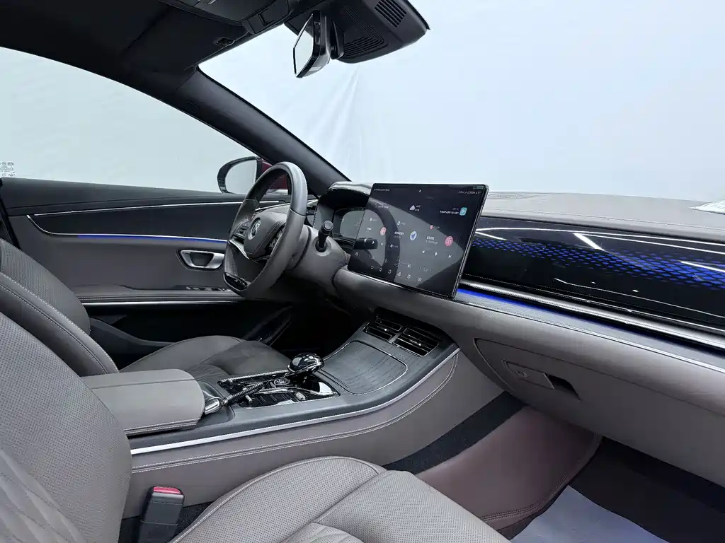 BYD Han — миниатюра 9