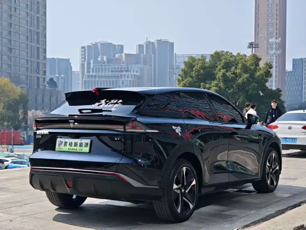 Changan Deepal DARK BLUE S07