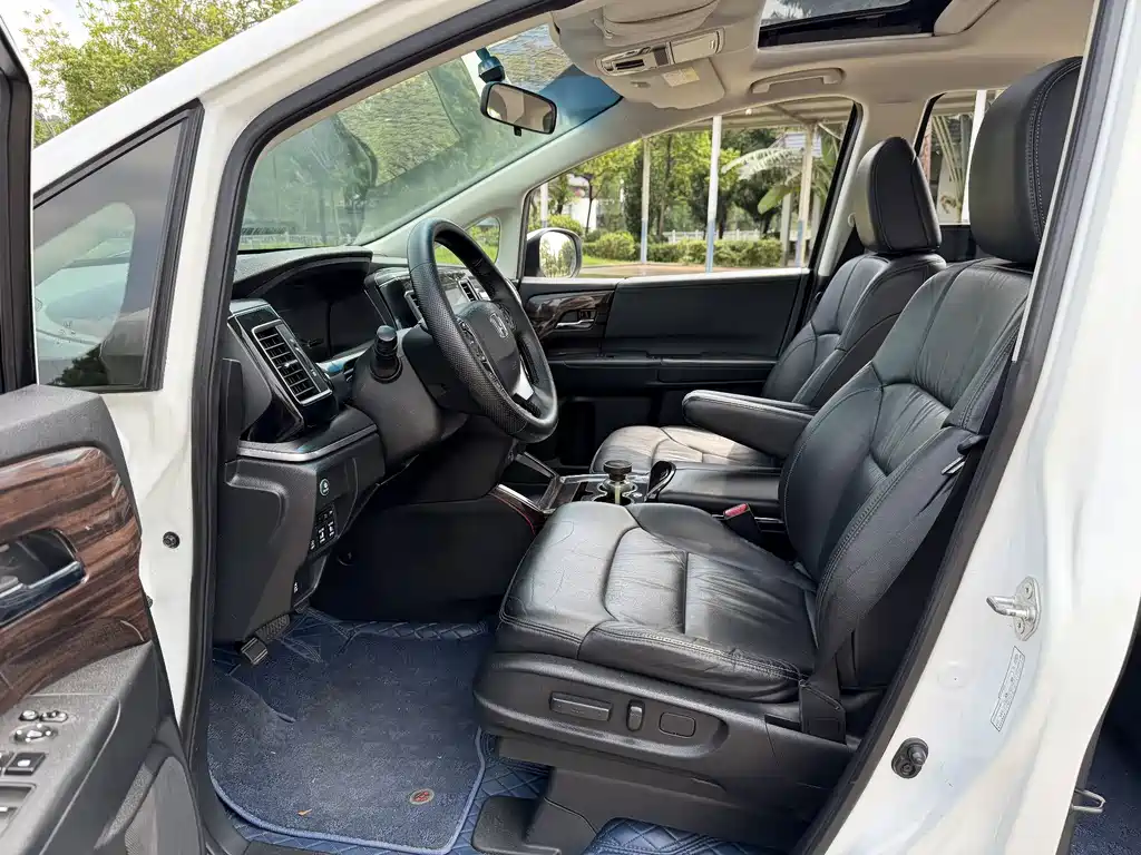 Honda Elysion — миниатюра 4