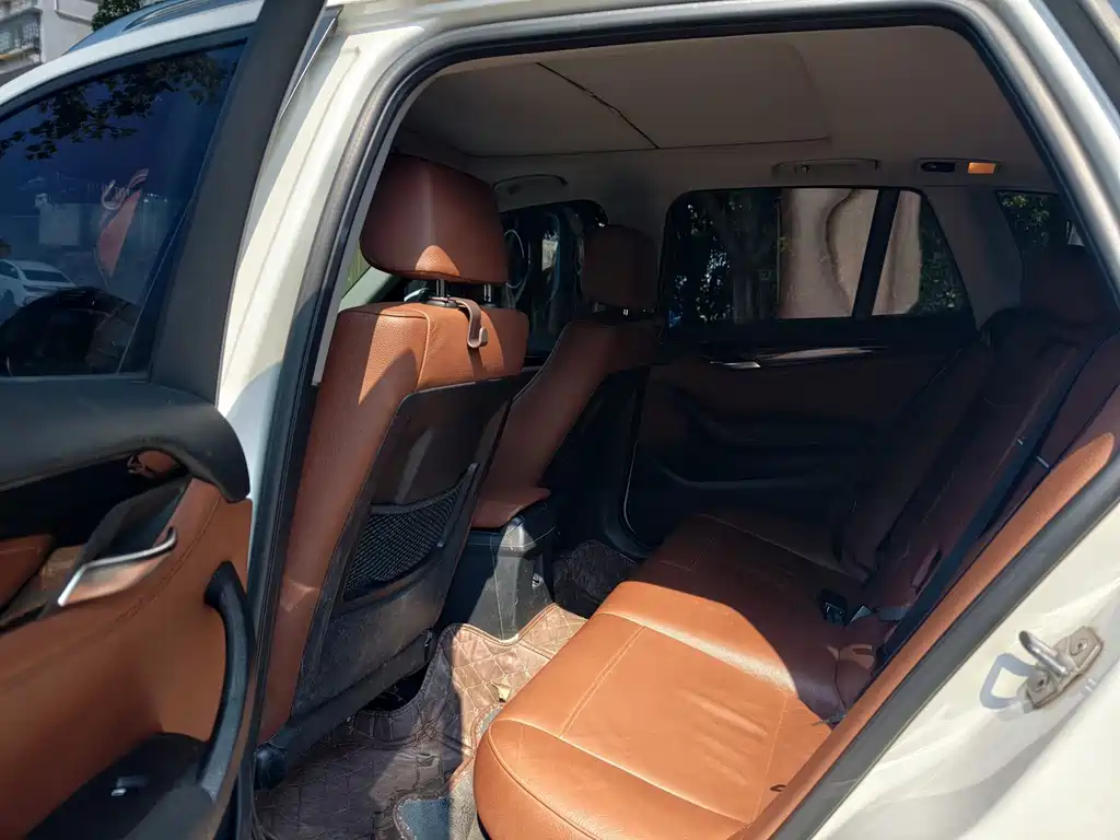 BMW X1 — миниатюра 7