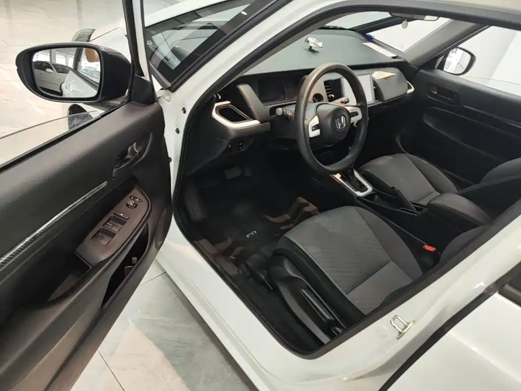Honda Fit — миниатюра 16