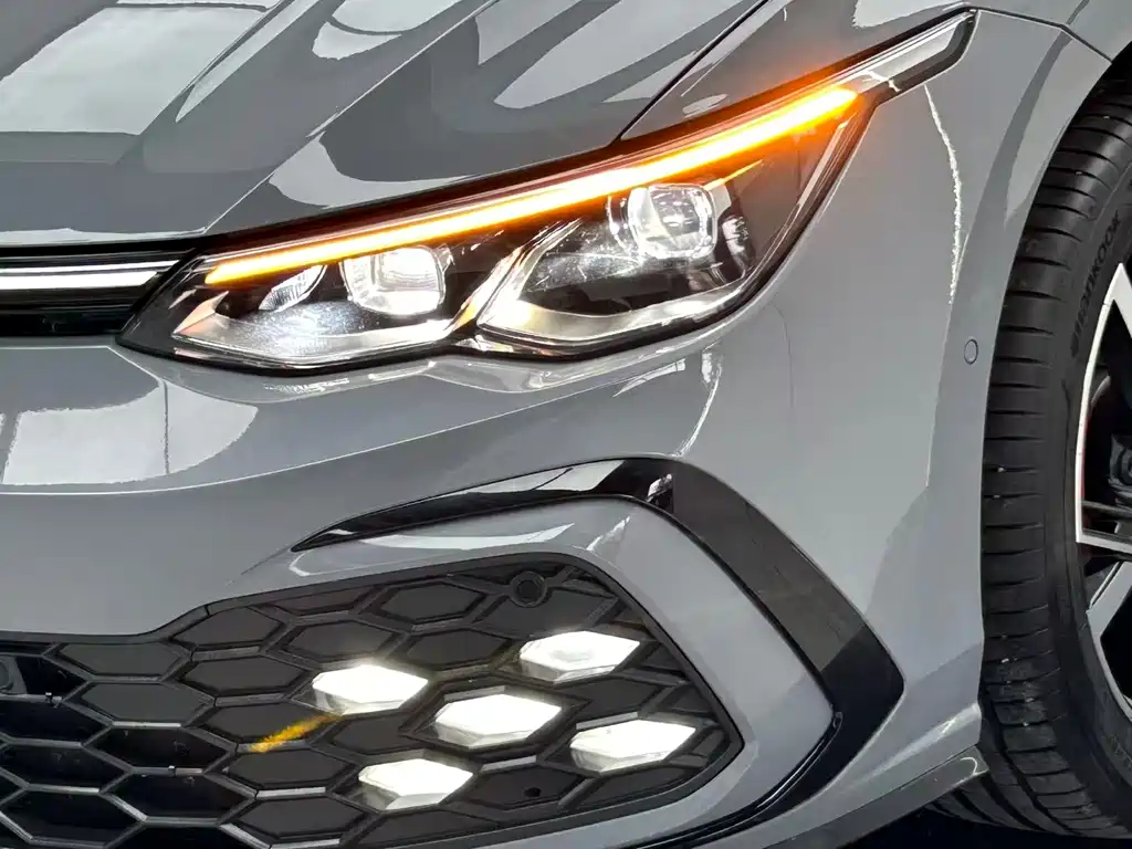 Volkswagen Golf — миниатюра 7