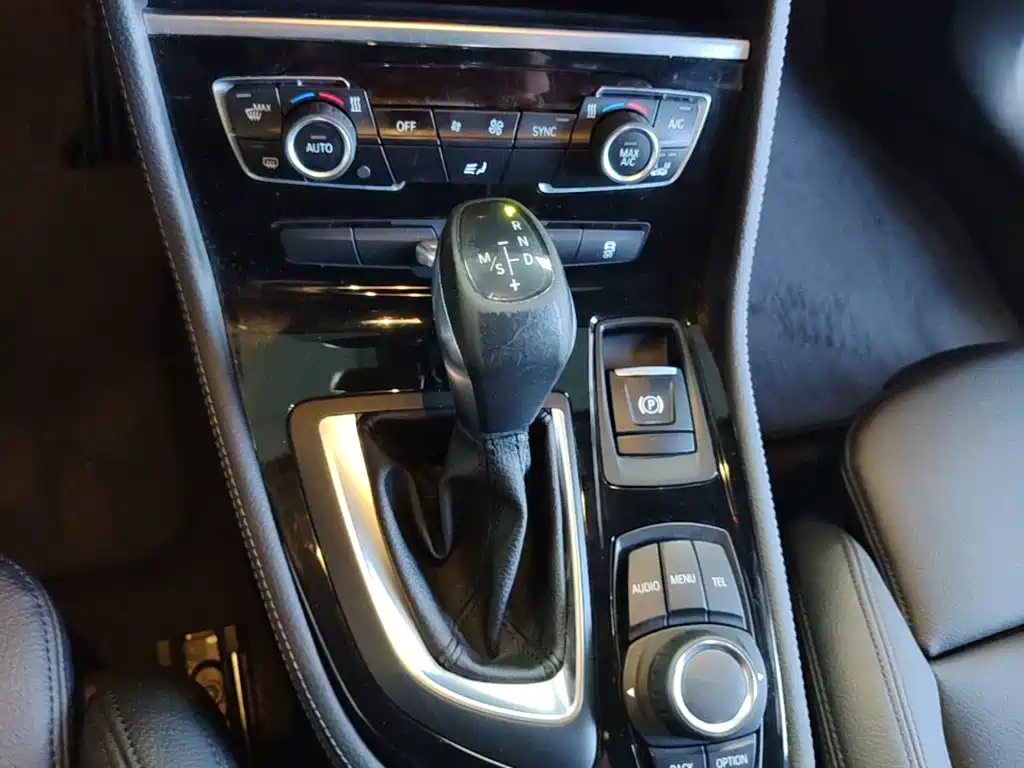BMW 2 Series Active Tourer (Import) — миниатюра 14