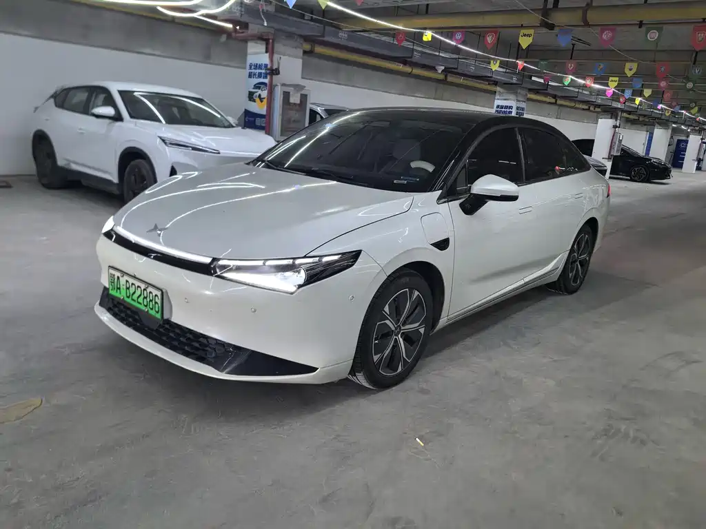 XPeng P5