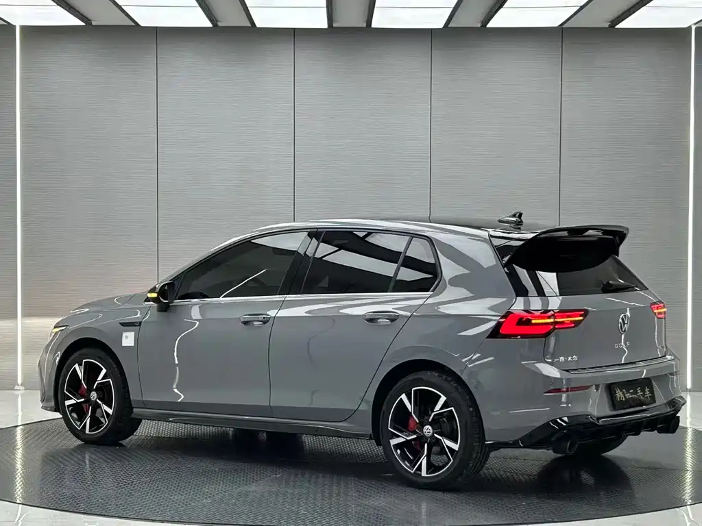 Volkswagen Golf — миниатюра 3
