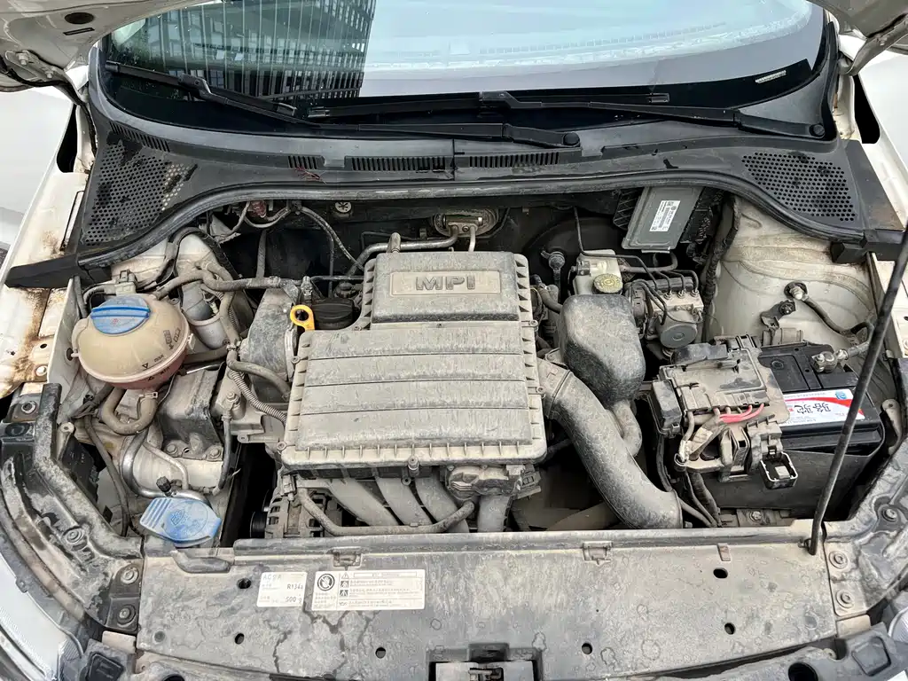 Skoda Rapid 1.6L Manual Innovation Edition, фото 23