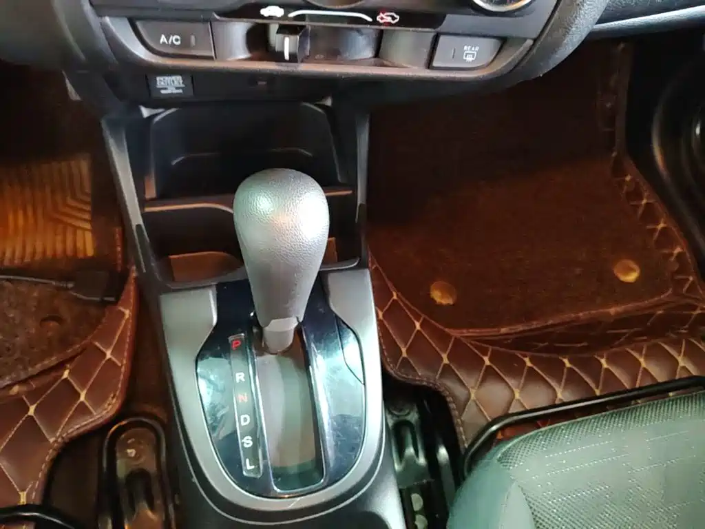 Honda Fit — миниатюра 14