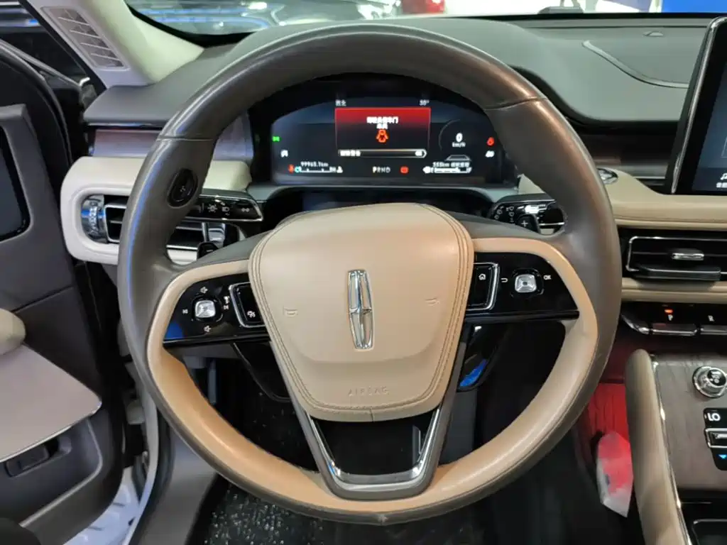 Lincoln Aviator (Import) — миниатюра 11