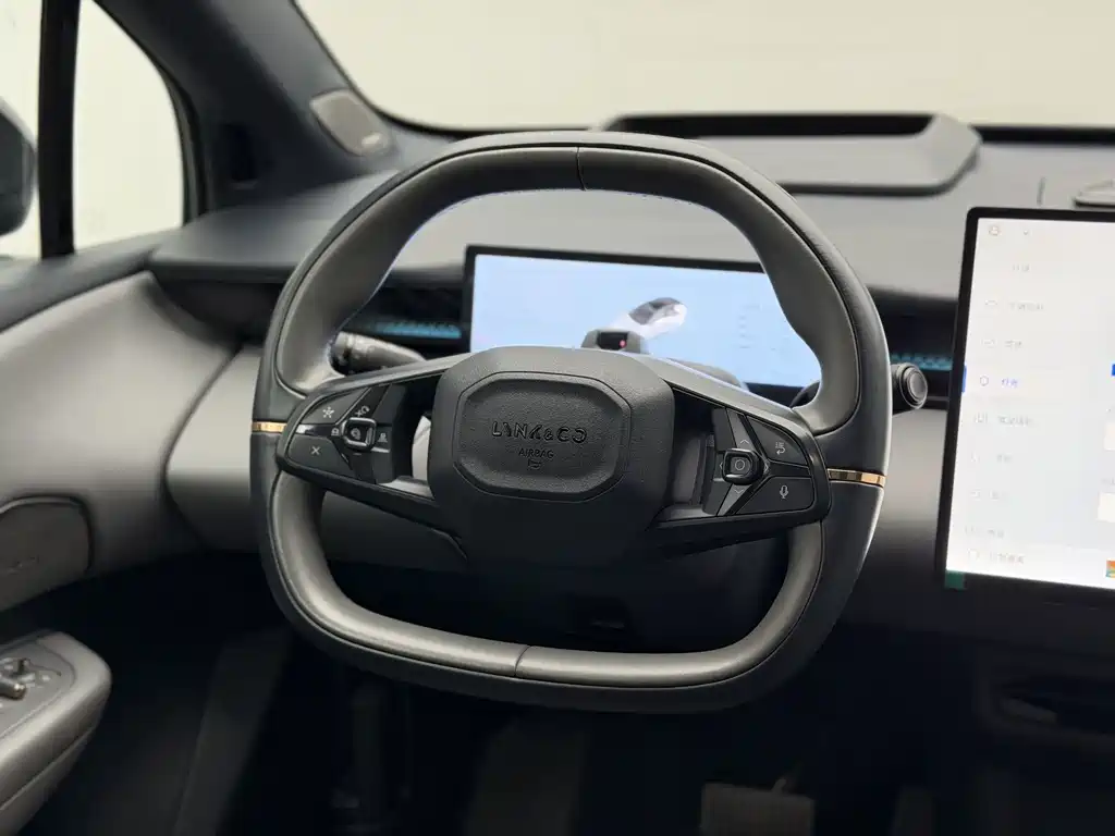 Lynk & Co Z20 — миниатюра 11