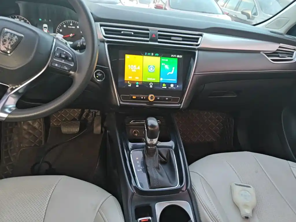 Roewe i5 — миниатюра 13